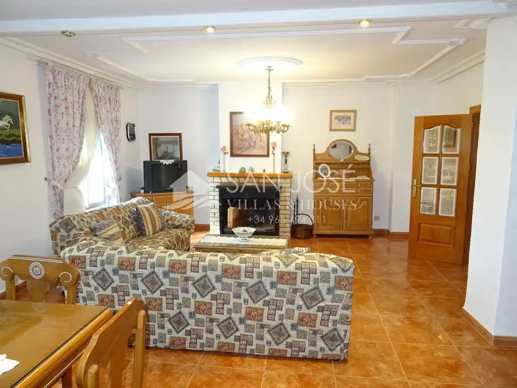 Villa mit Garten zum Verkauf in Aspe Centro, imagen 4