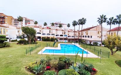 Piscina de Casa adosada de lloguer en Torremolinos amb Terrassa i Piscina