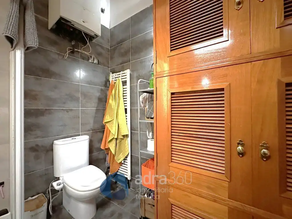 Badezimmer von Wohnungen zum Verkauf in  Logroño mit Heizung