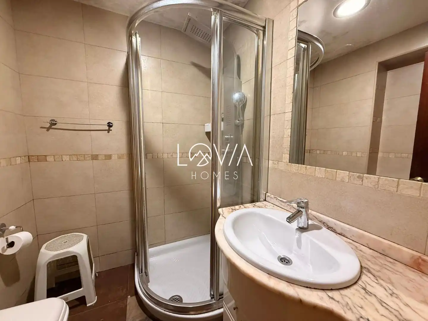 Baño de Piso en venta en Gijón  con Calefacción