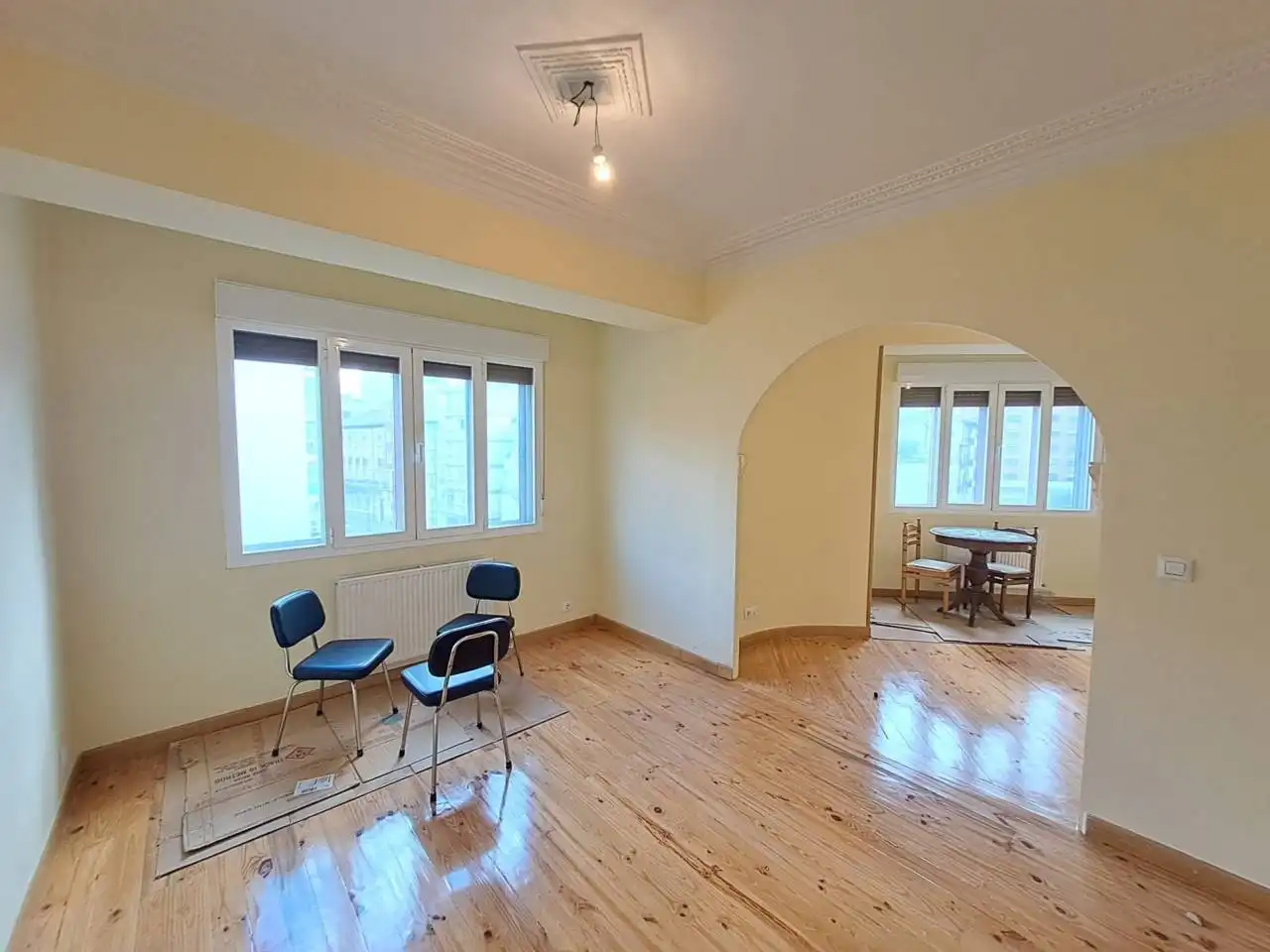 Sala d'estar de Pis en venda en Zona Sur - Barrio Cortes