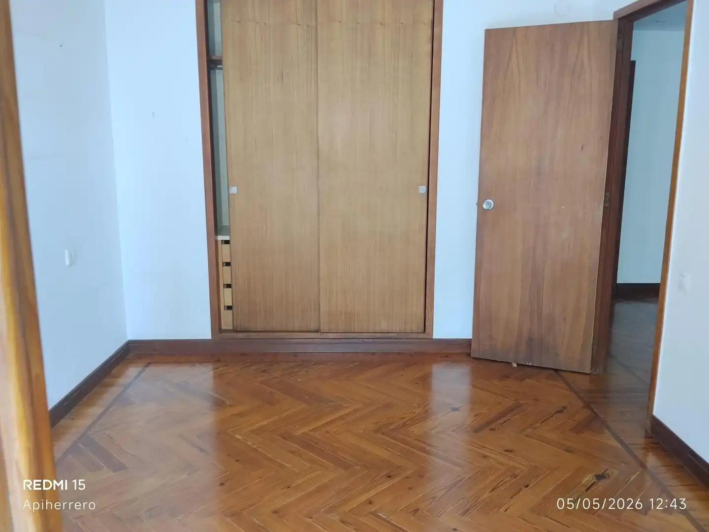 Habitación de Piso de alquiler en Alicante / Alacant con Aire acondicionado, Jardín privado y Terraza