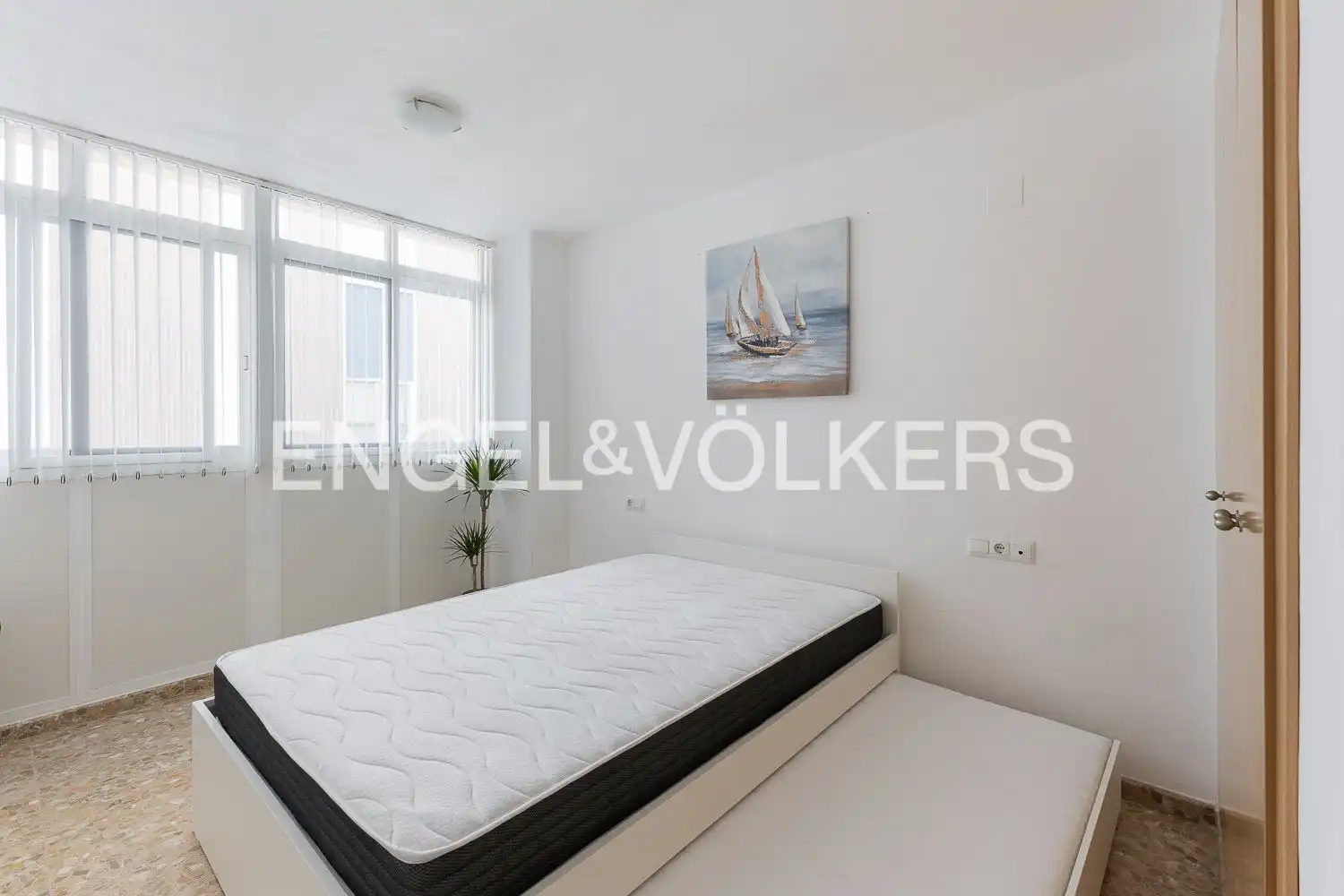 Habitación de Piso de alquiler en Sagunto / Sagunt con Aire acondicionado, Calefacción y Parquet