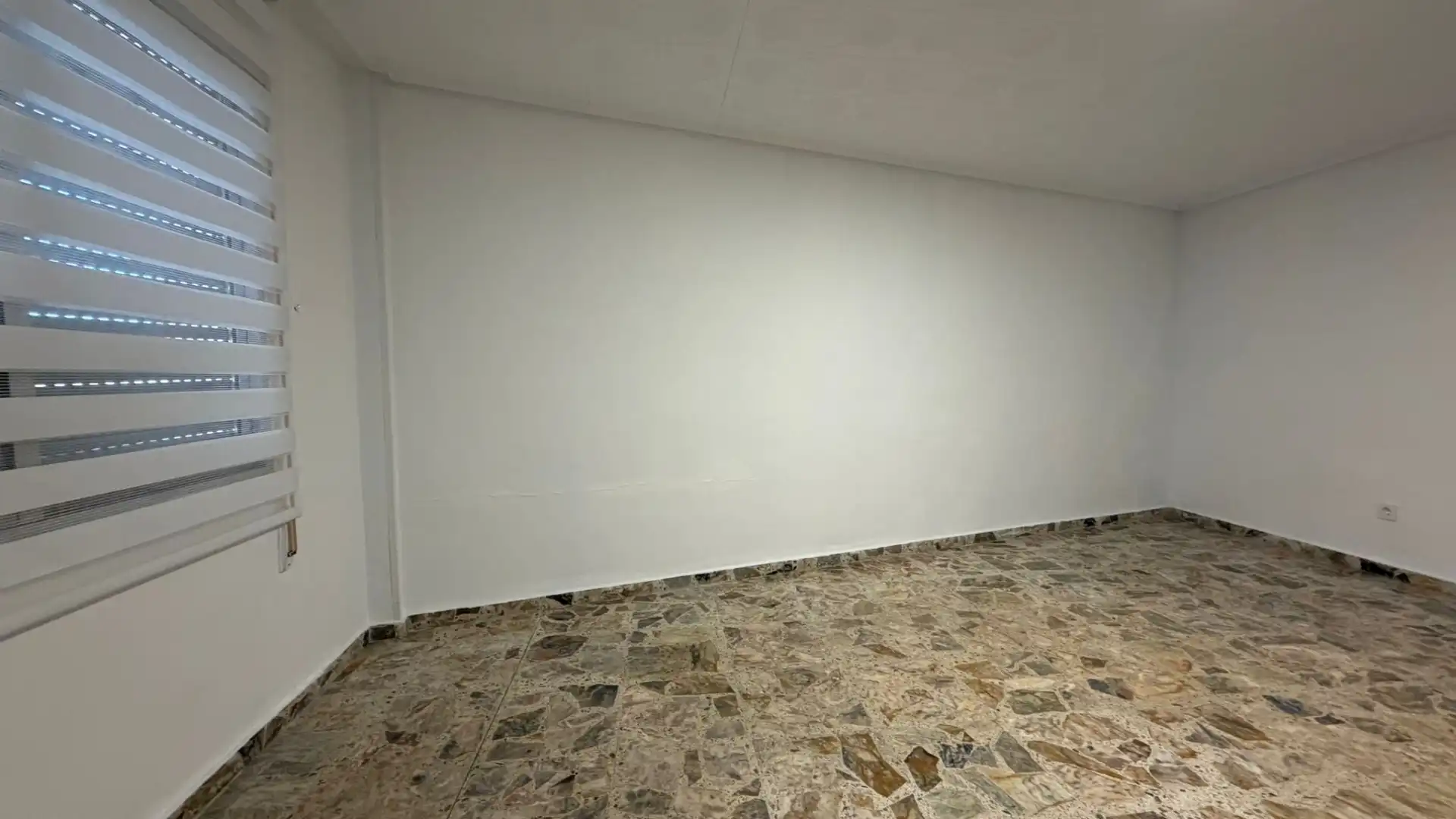 Casa adosada de lloguer en Alpartir amb Calefacció, Forn i Rentadora