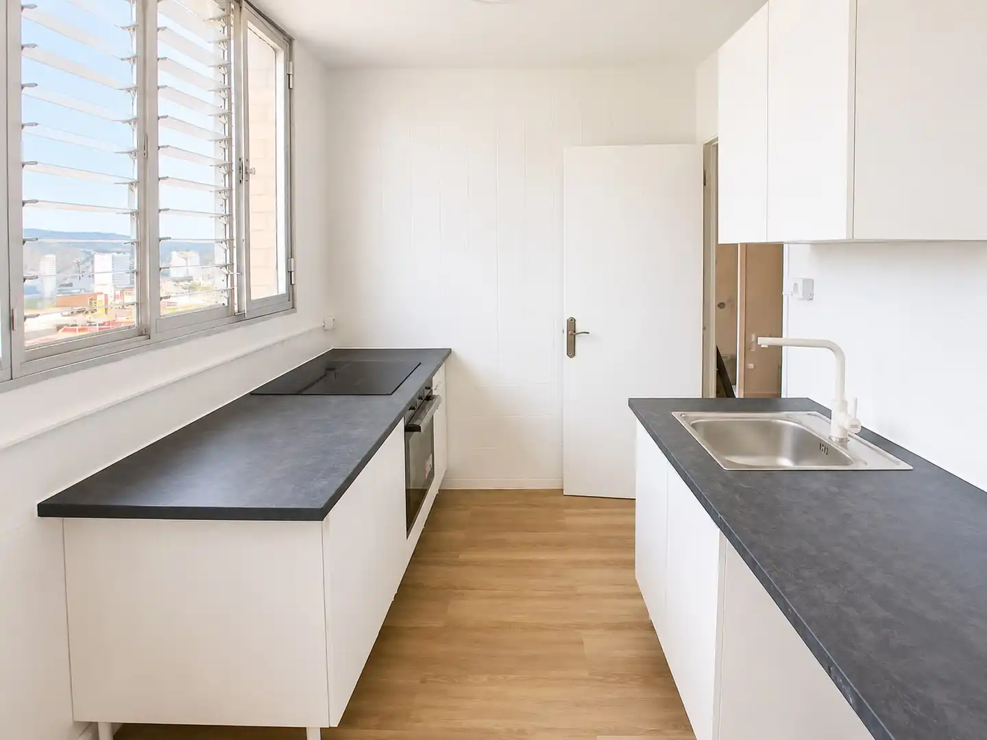 Kitchen of Flat for sale in Santa Coloma de Gramenet  with Balcony