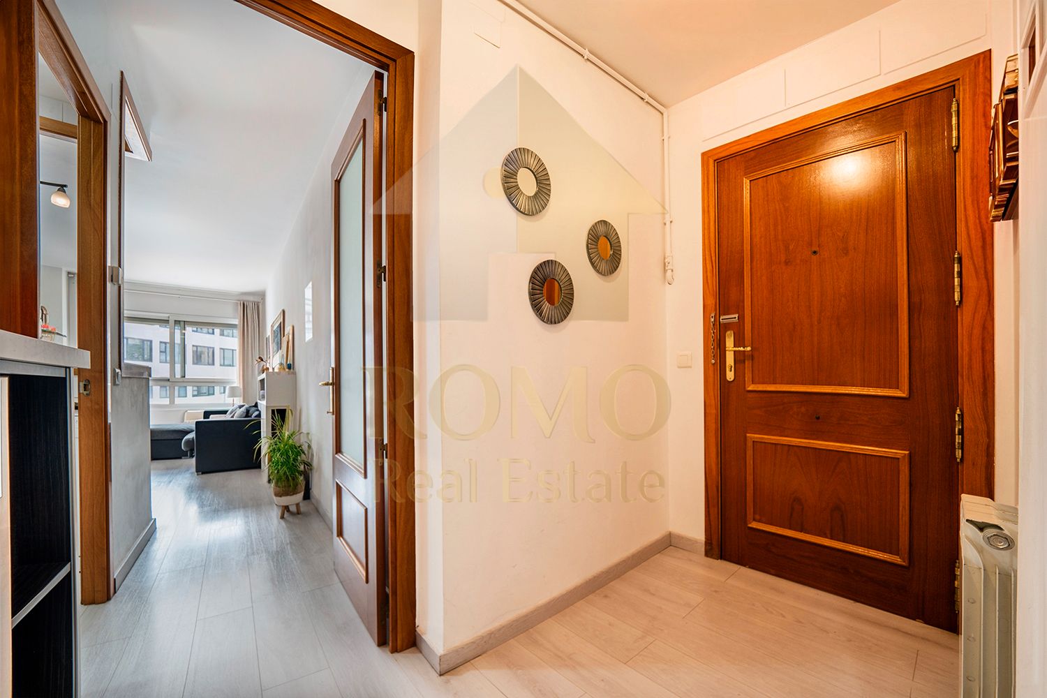 Flat for sale in Carrer de Güell i Ferrer, Sol i Padris - Sant Oleguer