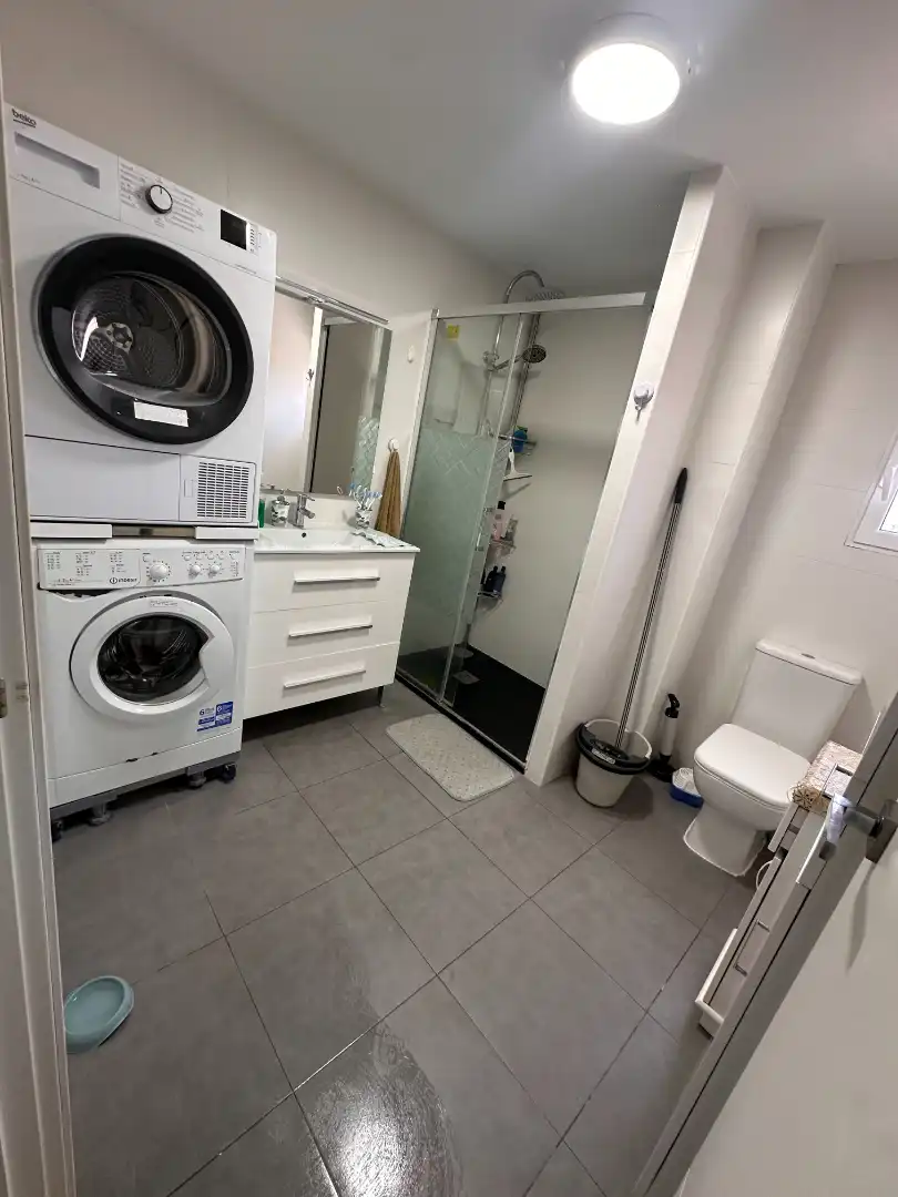 Badezimmer von Wohnung zur Miete in Cuenca mit Heizung, Terrasse und Möbliert