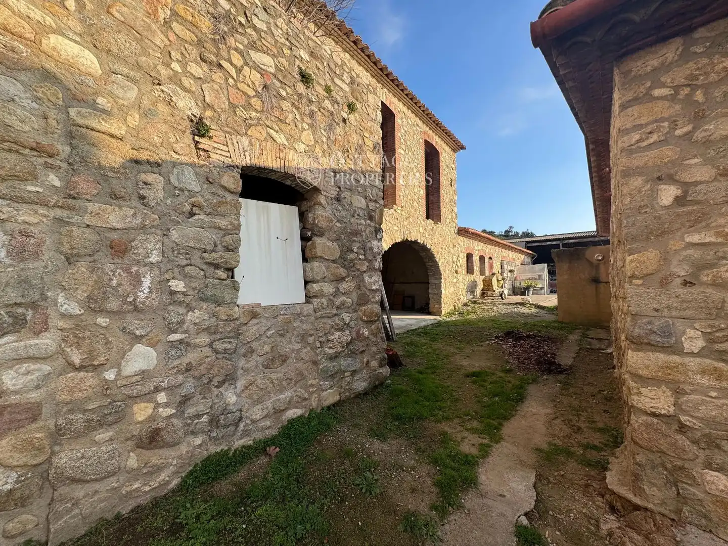 Vista exterior de Finca rústica en venta en Darnius
