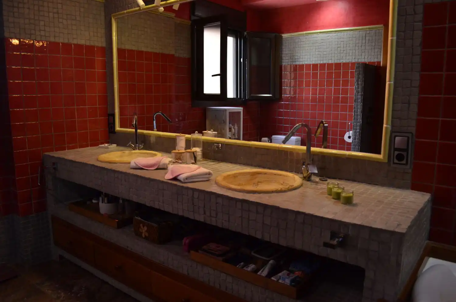 Bathroom of Houses for sale in Arcos de la Frontera  with Terrace
