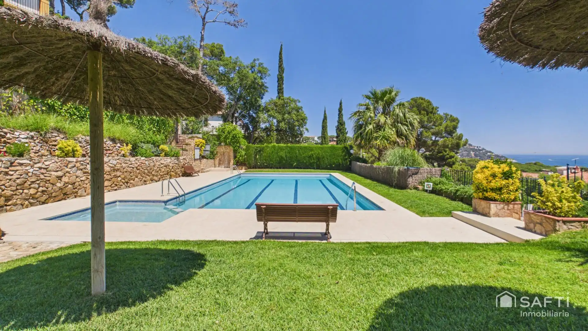 Swimming pool of Detached homes for sale in Palafrugell  with Air Conditioner, Heating and Terrace