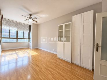Piso con ascensor en venta en Carabanchel
