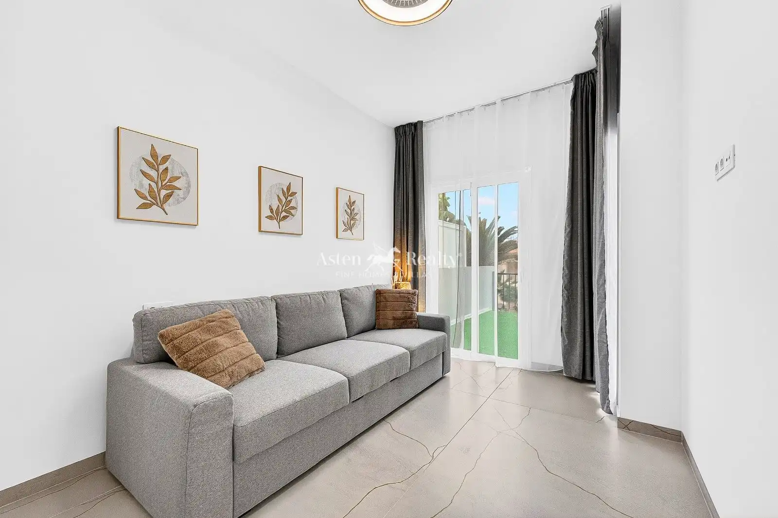 Living room of Apartments for sale in Adeje  with Terrace, Swimming Pool and Furnished