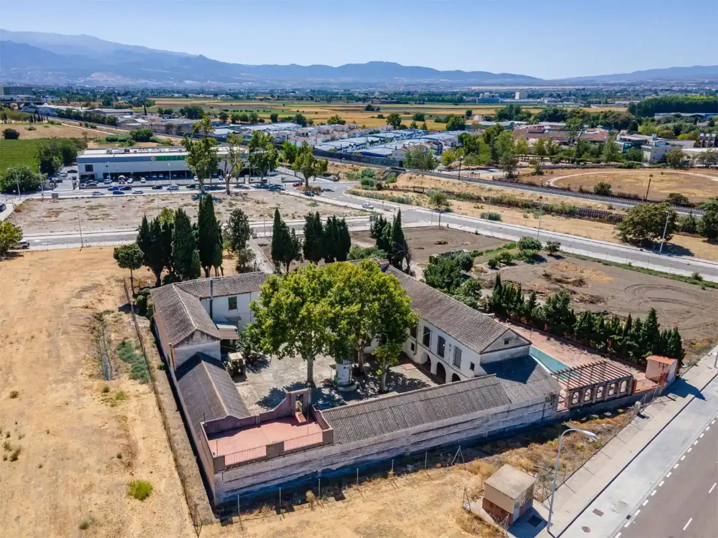 Vista exterior de Piso en venta en Granada con Jardín privado y Piscina
