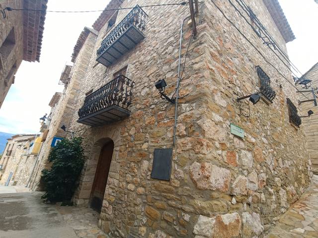 Casa-chalet en Venta en Camarasa