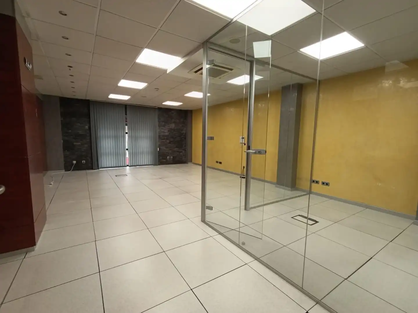 Oficina de alquiler en Fuenlabrada con Aire acondicionado