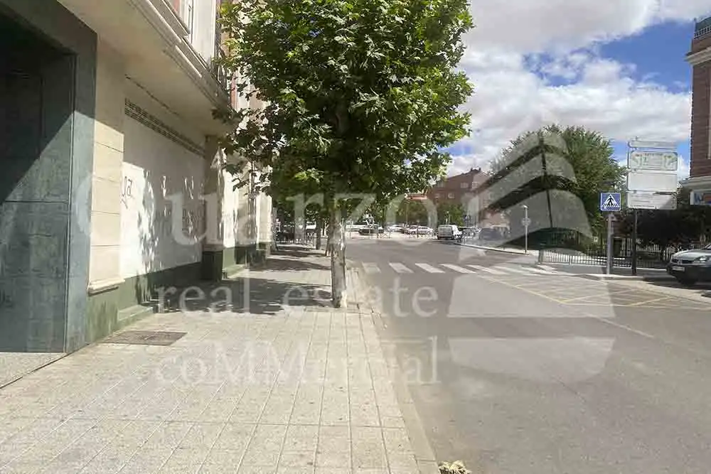 Business premises for sale in Cistérniga, imagen 13