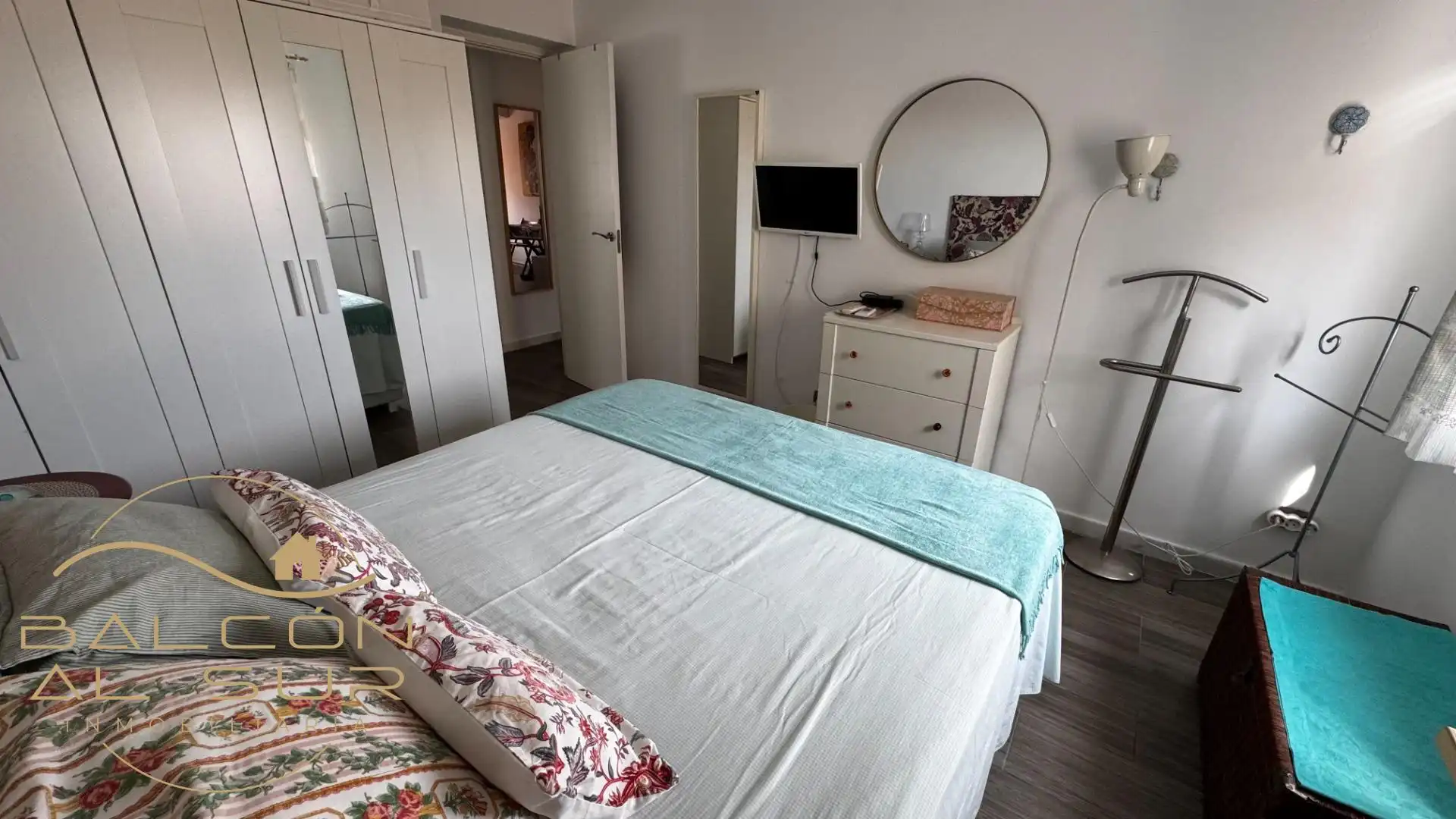 Dormitori de Pis en venda en Rota amb Aire condicionat i Terrassa