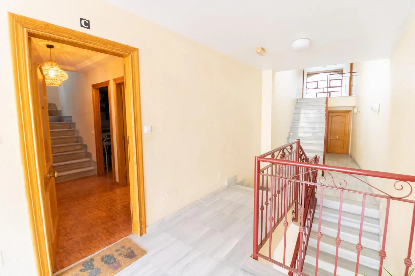 Maisonette zum Verkauf in Gádor mit Klimaanlage und Balkon