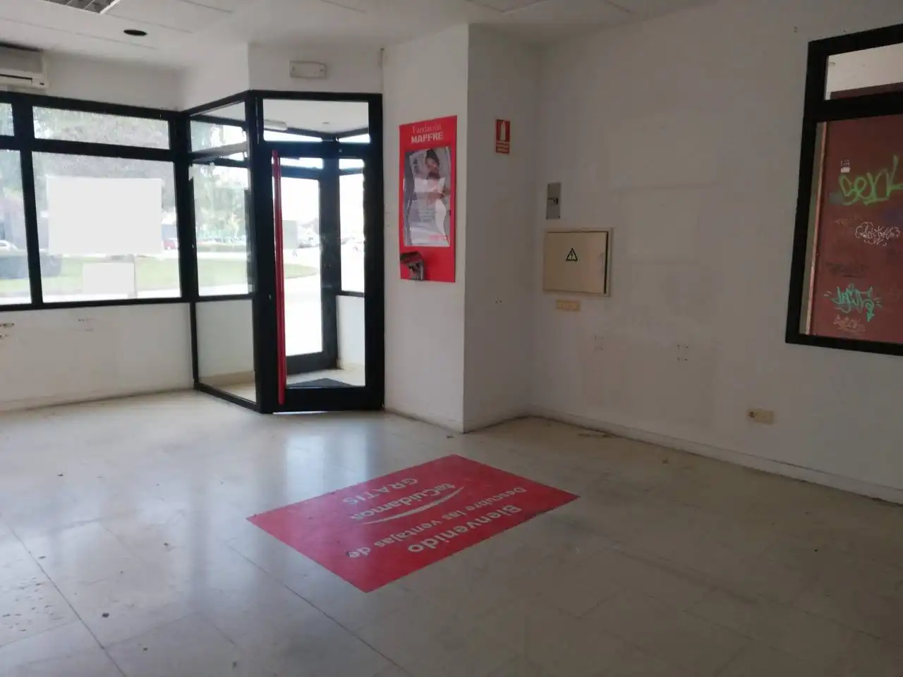 Geschaftsraum zur Miete in Glorieta Luis Braille, Villafría - La Ventilla - Castañares