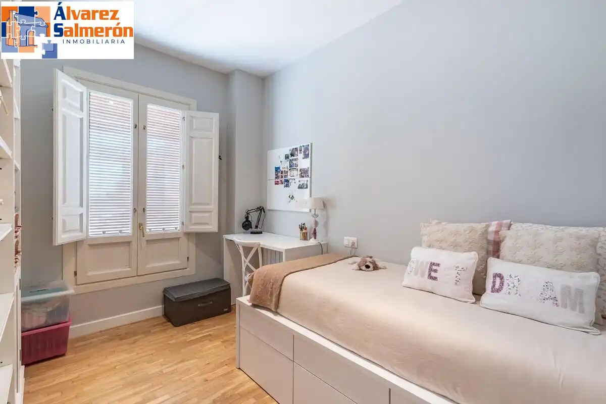 Habitación de Dúplex en venta en Centro