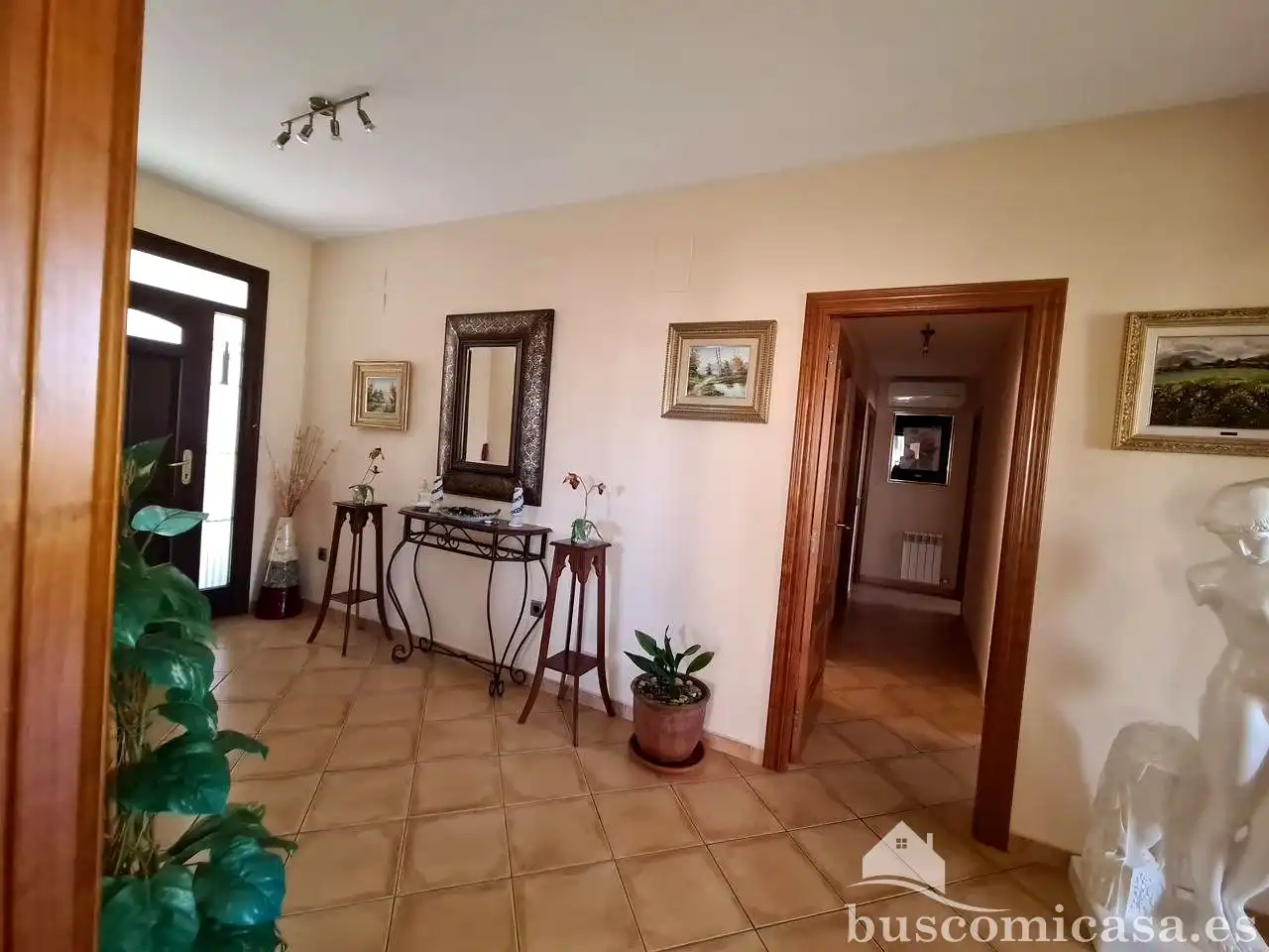 Casa o xalet en venda en Huelma amb Aire condicionat, Calefacció i Jardí privat