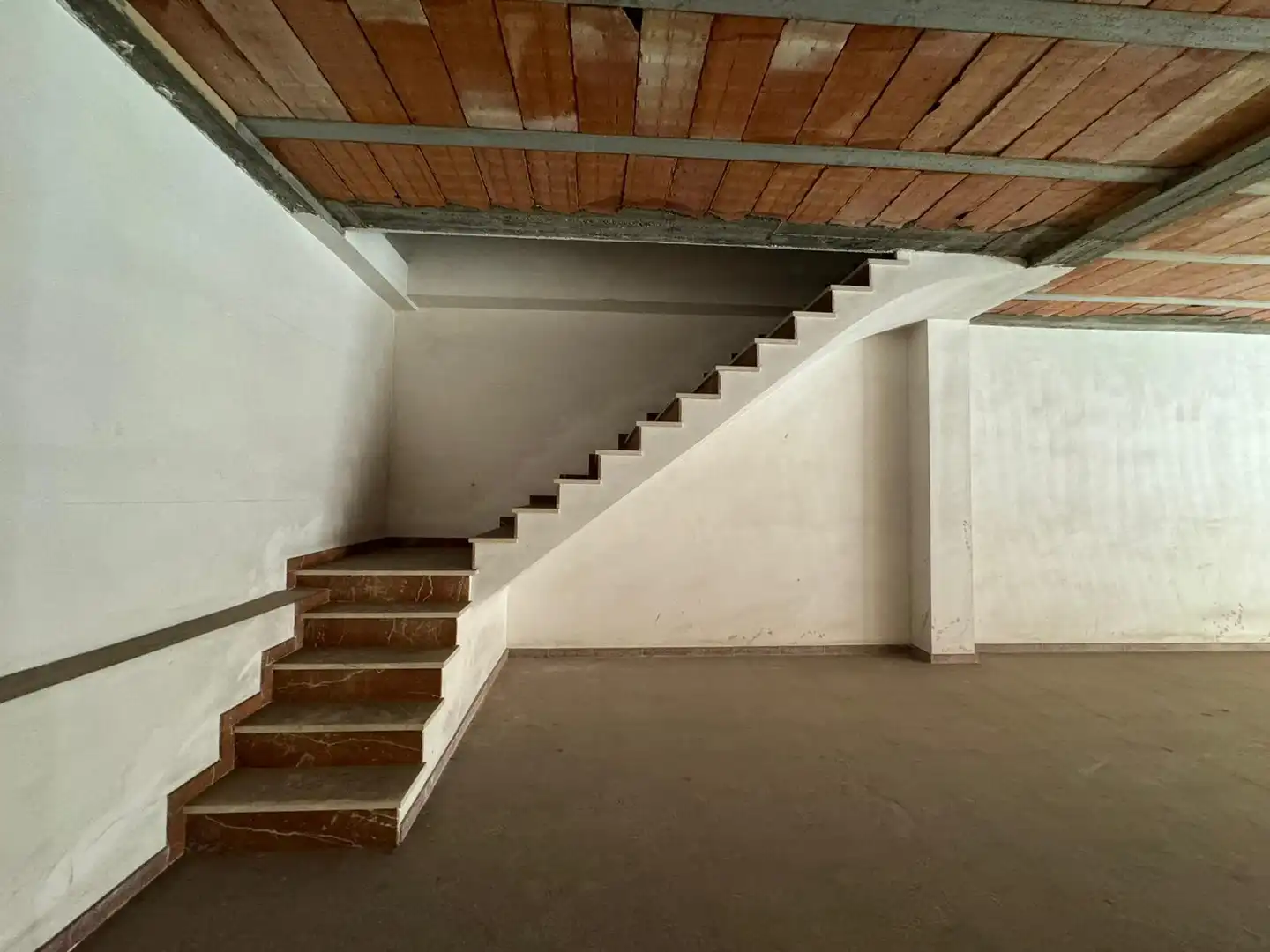 Geschaftsraum zur Miete in Calle ALFREDO SANCHEZ TORRES, San Crispín