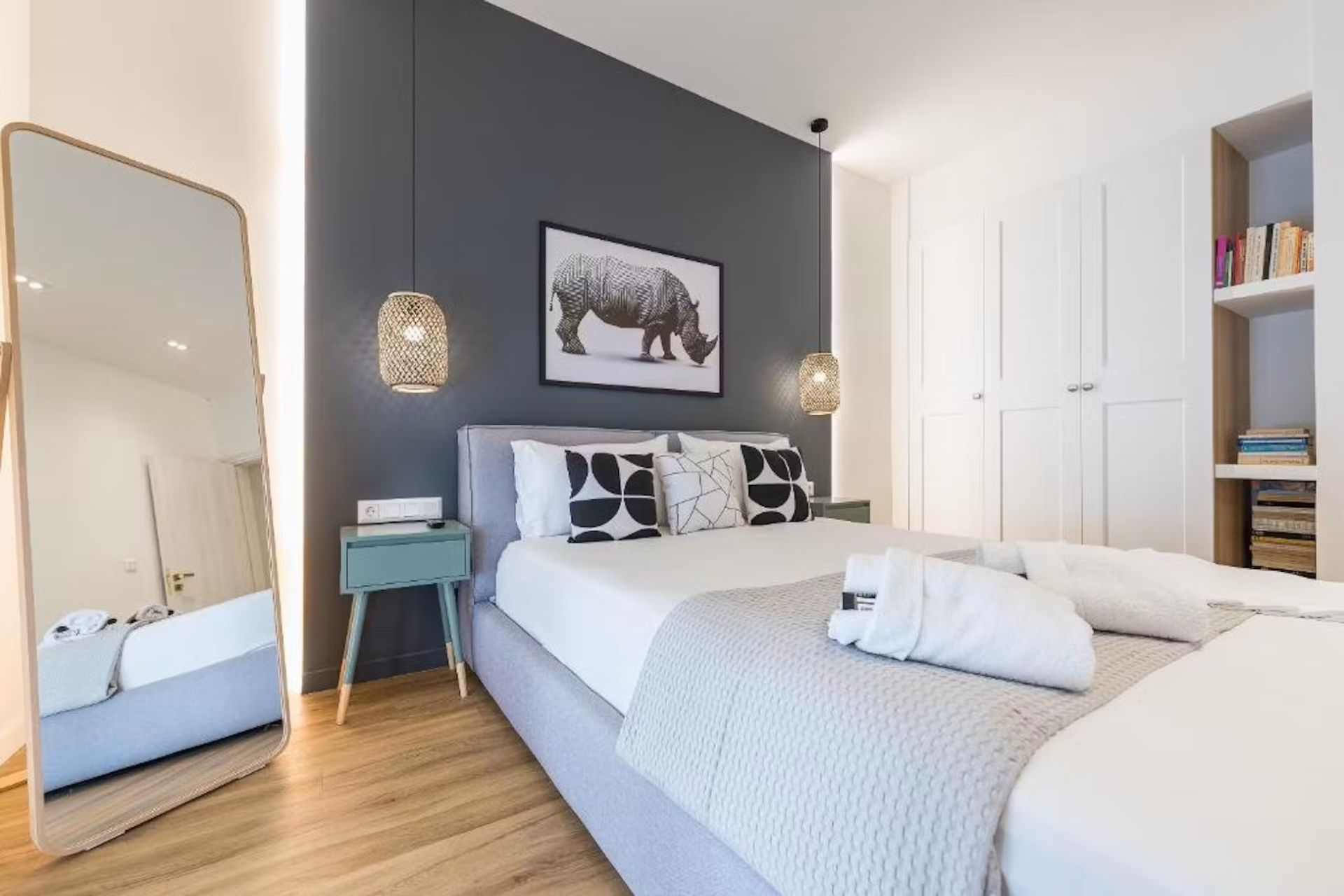Habitación de Piso de alquiler en Badalona con Aire acondicionado, Amueblado y Se aceptan mascotas