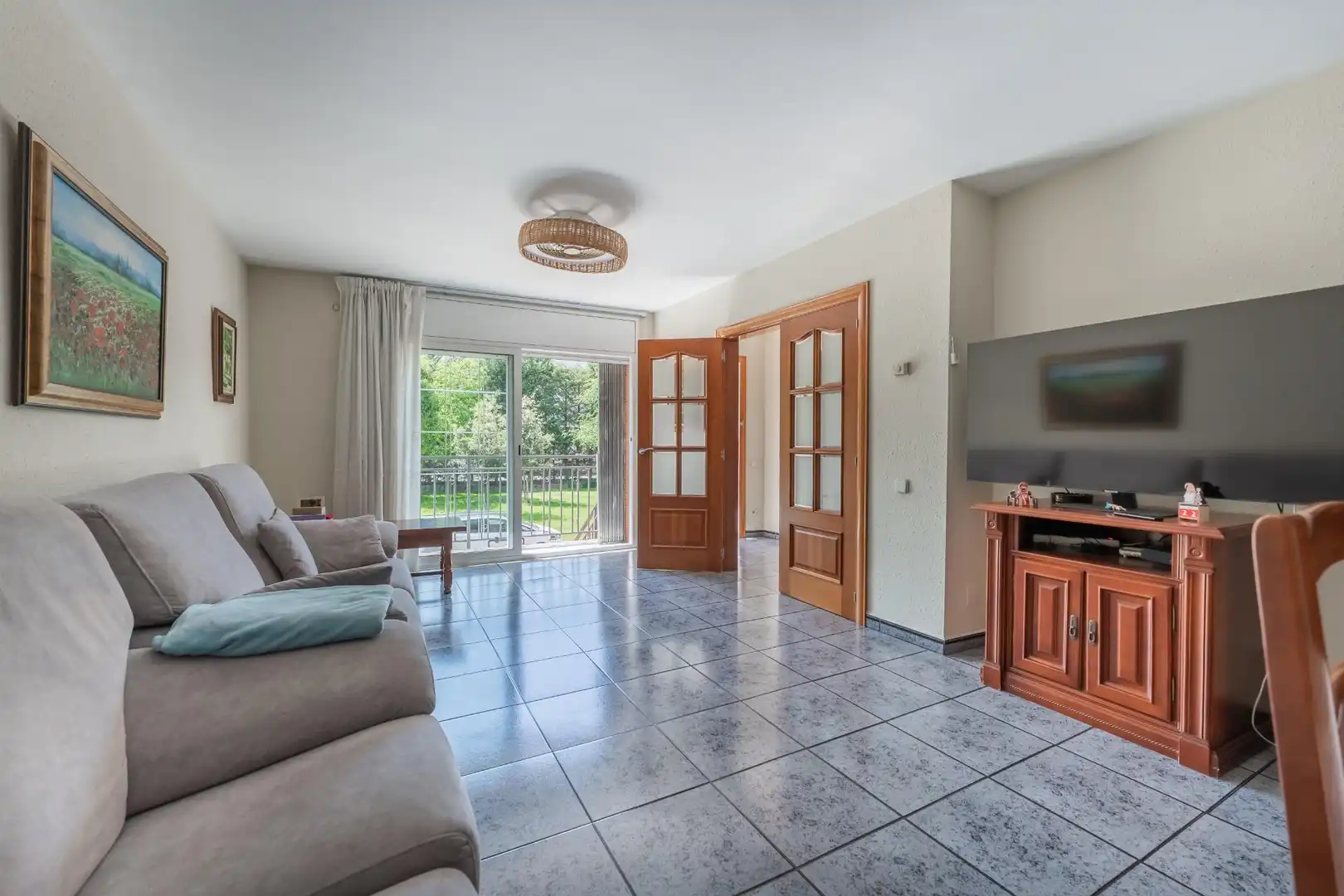 Sala de estar de Casa adosada en venta en Montmeló con Terraza