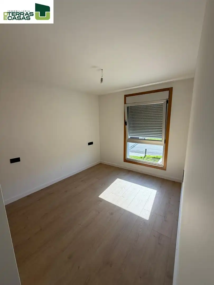 Schlafzimmer von Wohnung zum Verkauf in A Illa de Arousa 