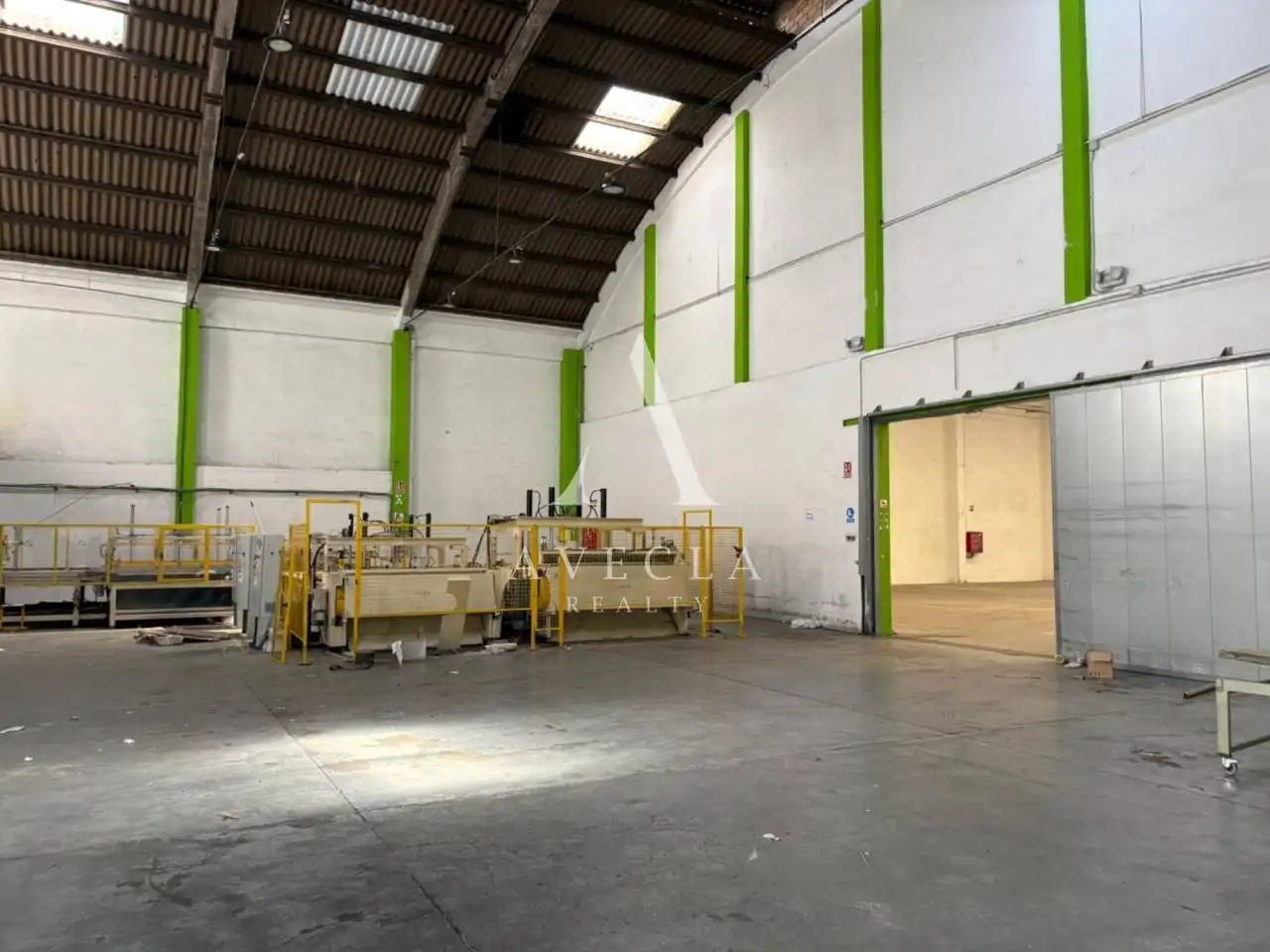Industrial building to rent in Calle Marina 30, imagen 5