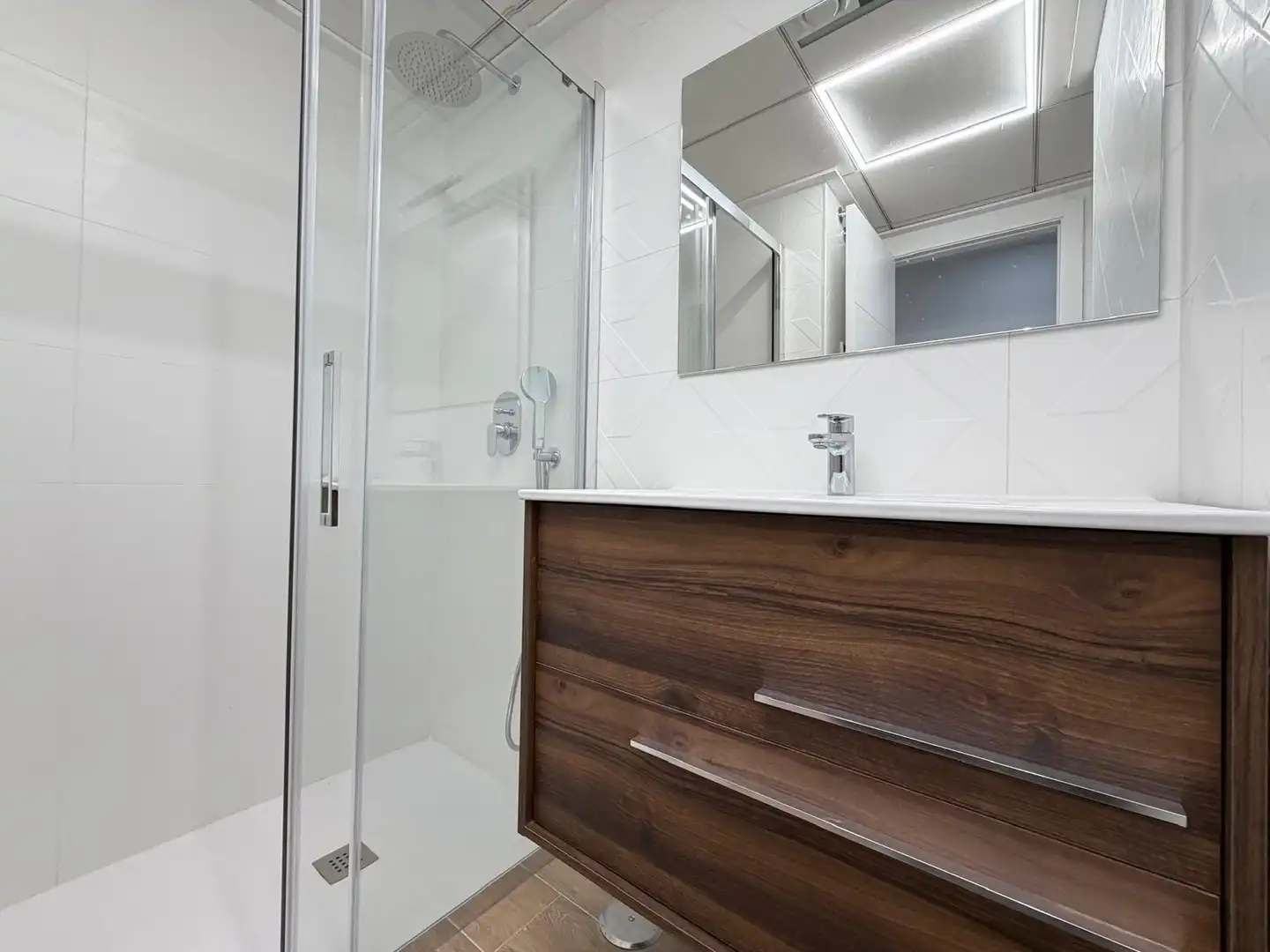Apartament amb terrassa en venda a Calle LA LOMA, imagen 28