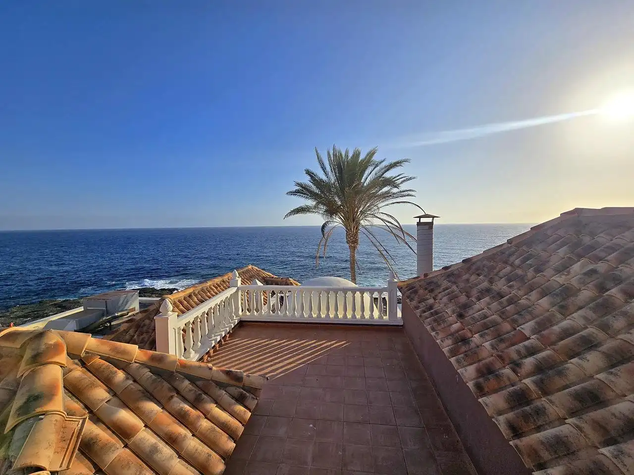 Vista exterior de Dúplex de alquiler en Adeje con Aire acondicionado, Terraza y Amueblado