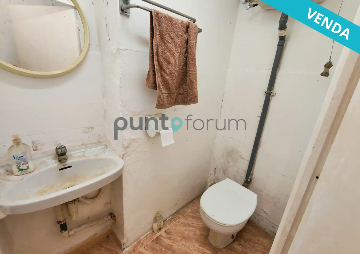 Baño de Planta baja en venta en Barcelona