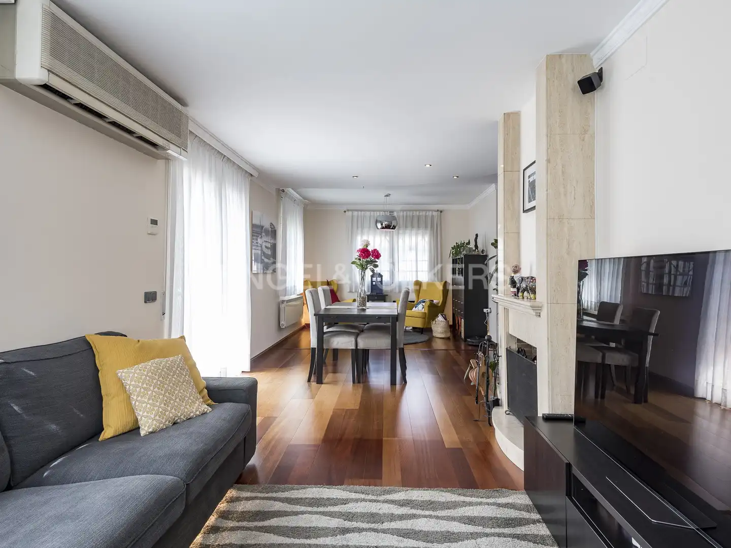 Sala de estar de Casa o chalet de alquiler en Granollers con Aire acondicionado, Calefacción y Jardín privado