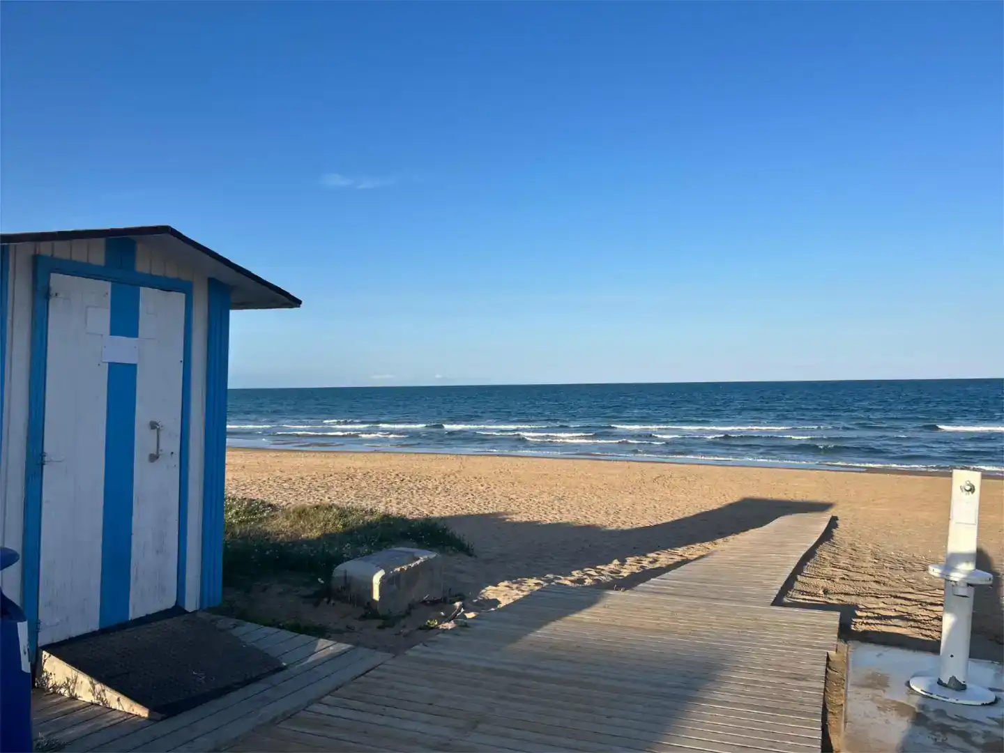 Vista exterior de Pis en venda en Torrevieja amb Aire condicionat i Balcó