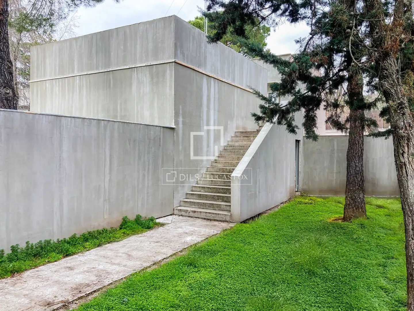 Vista exterior de Casa o chalet de alquiler en Las Rozas de Madrid con Aire acondicionado, Calefacción y Jardín privado