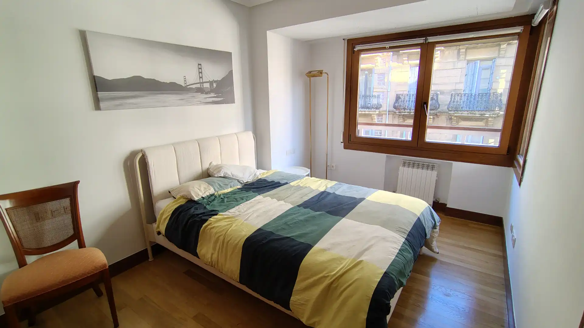 Piso de alquiler en Área Romántica