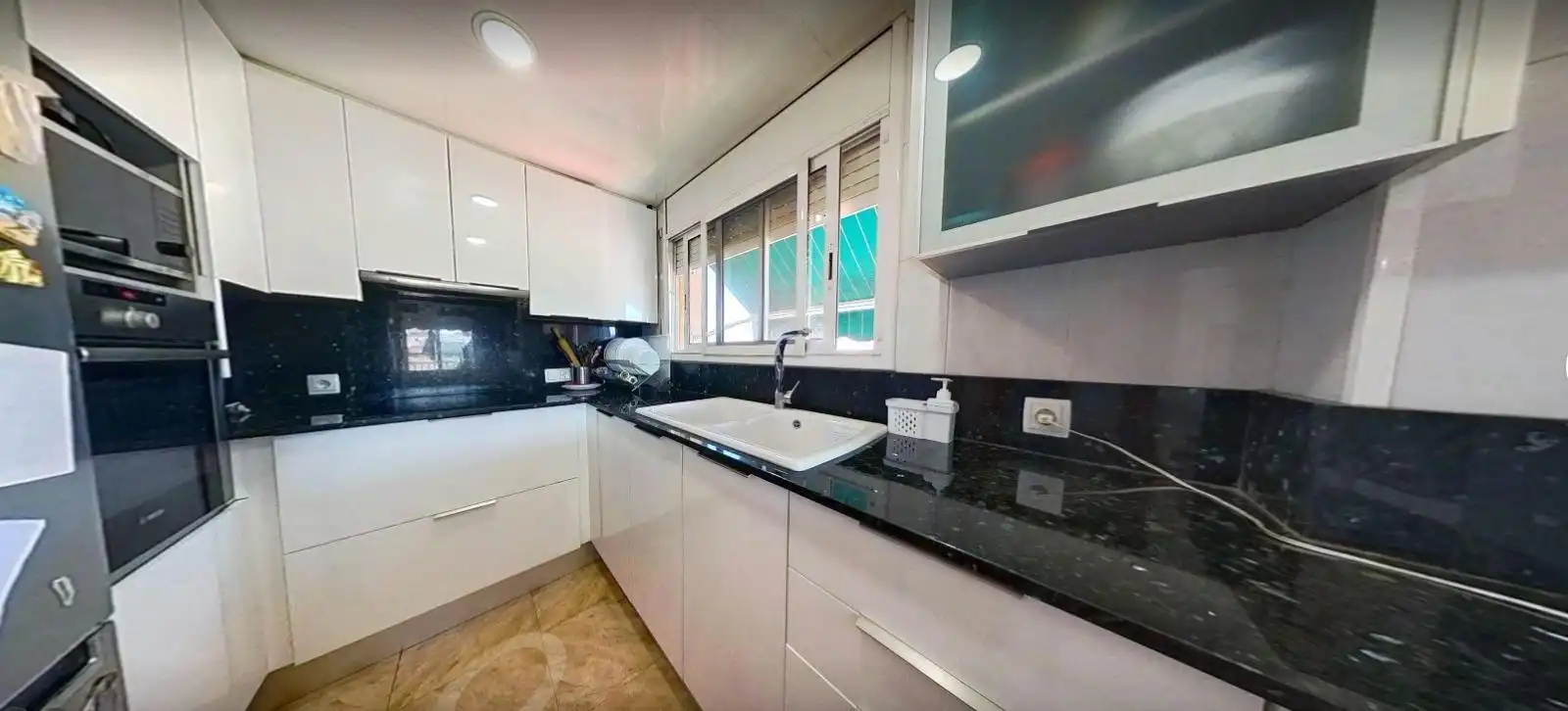 Kitchen of Flat for sale in Mollet del Vallès  with Air Conditioner, Heating and Balcony