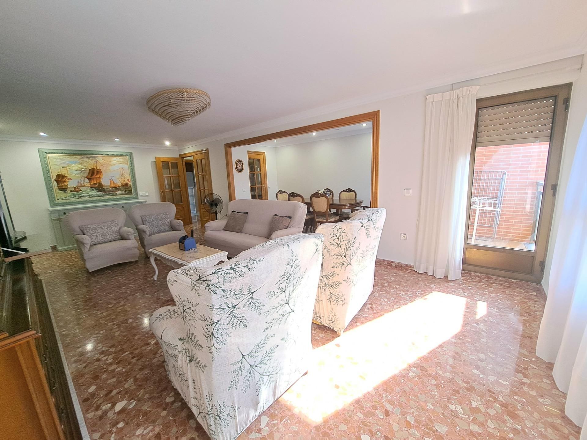 Living room of Flat to rent in Alzira  with Balcony