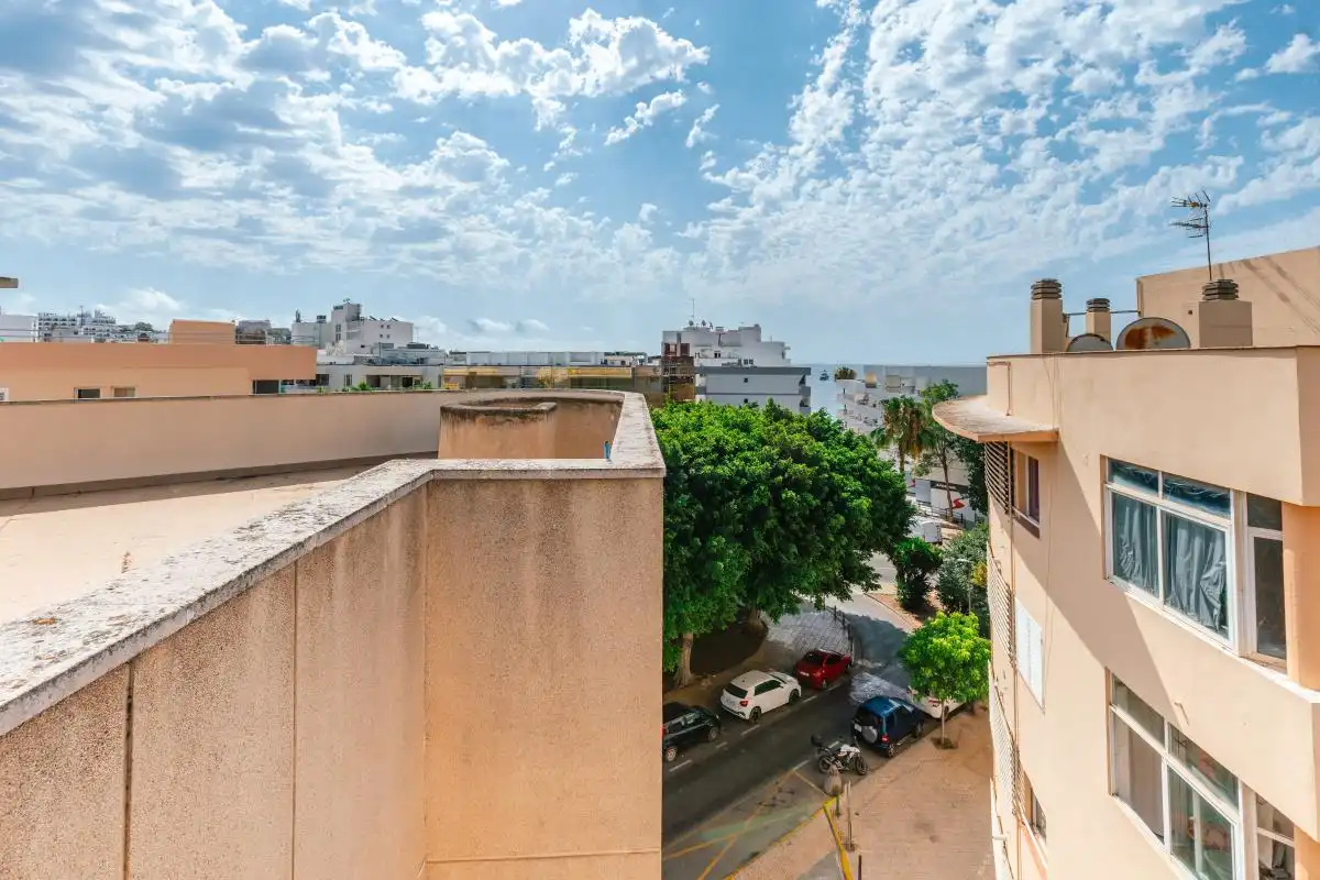Vista exterior de Ático en venta en Eivissa con Calefacción, Terraza y Amueblado