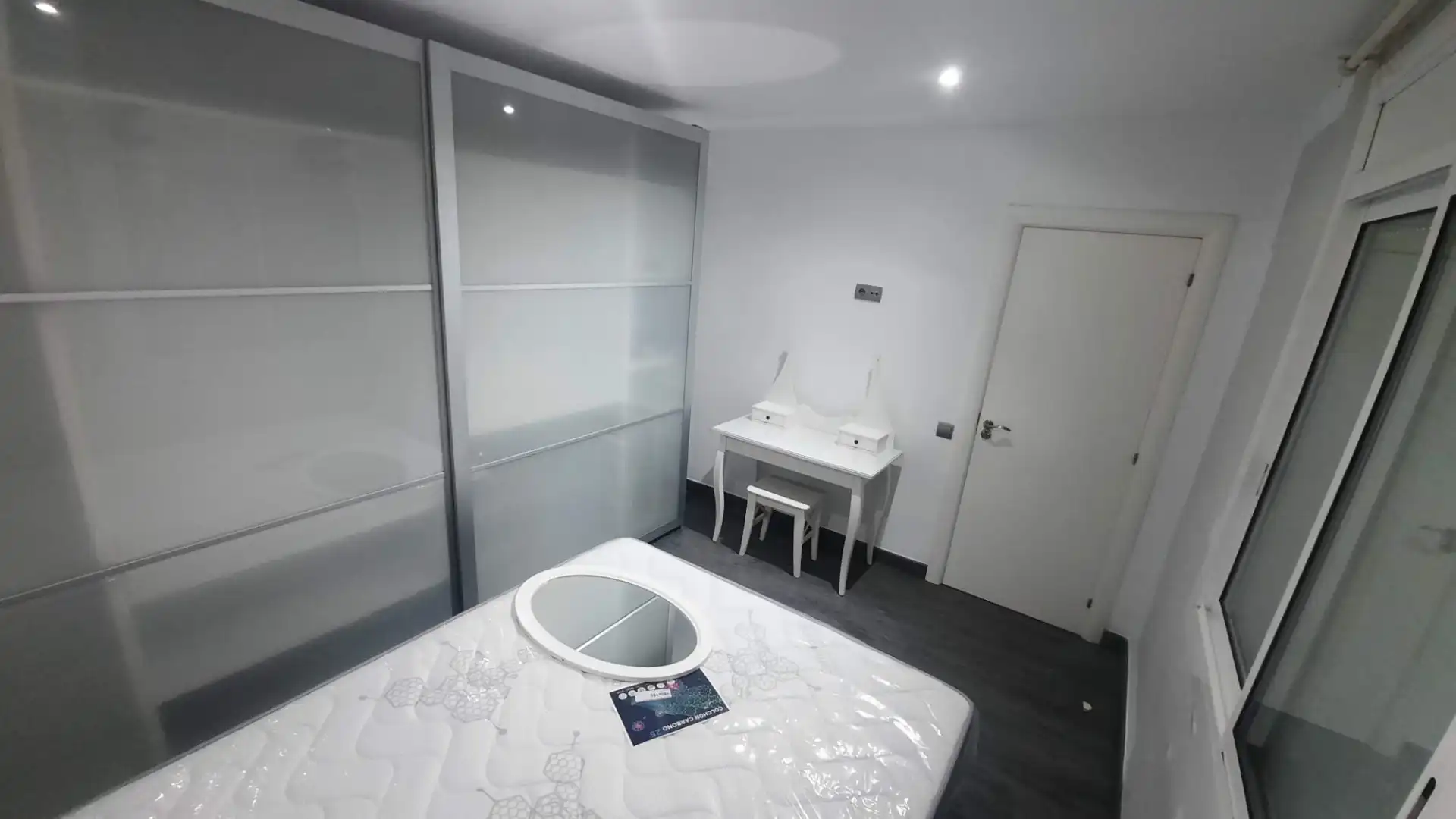 Habitación de Piso de alquiler en Terrassa con Calefacción, Amueblado y Horno