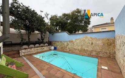 Swimming pool of Single-family semi-detached for sale in Algeciras  with Air Conditioner