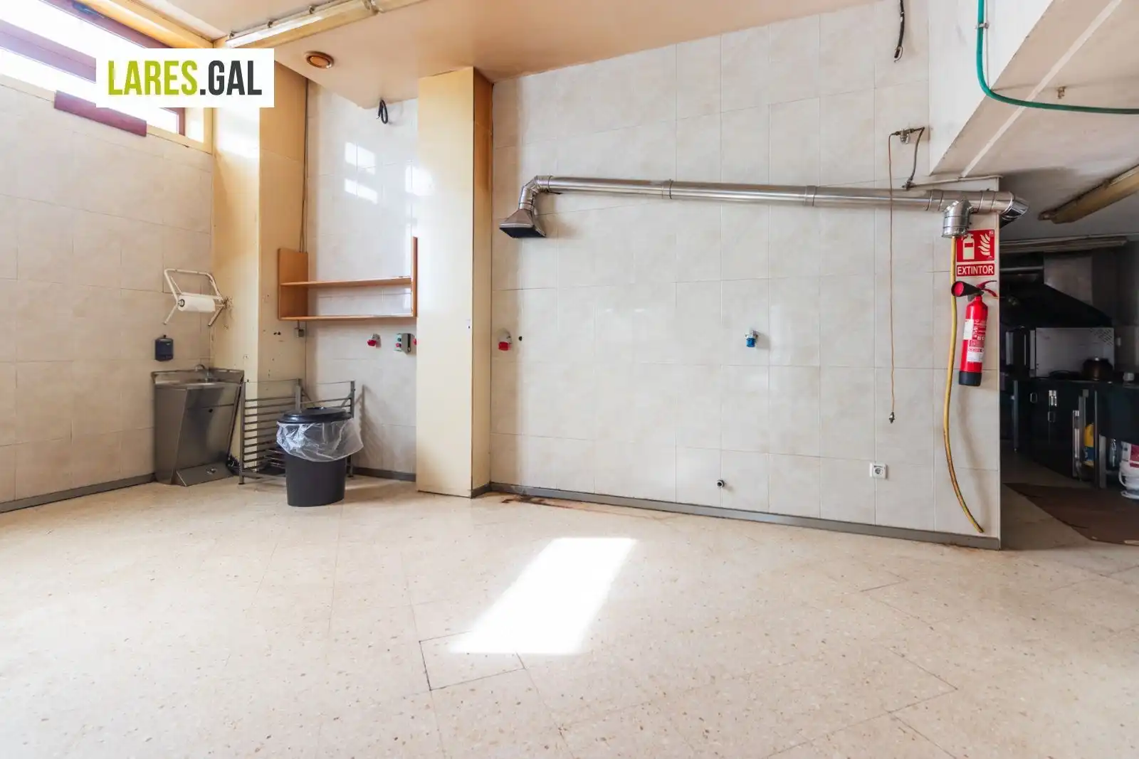 Commercial properties for sale in Cangas   with Air Conditioner