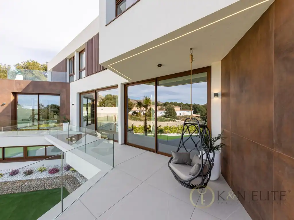 Terrassa de Casa o xalet en venda en Benidorm amb Aire condicionat, Terrassa i Piscina