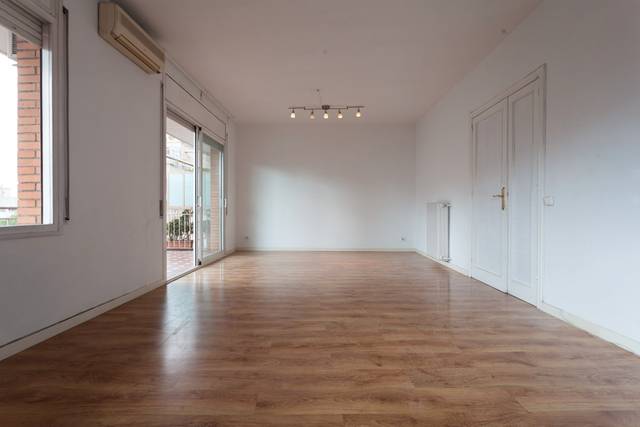 Piso en Venta en La Salut