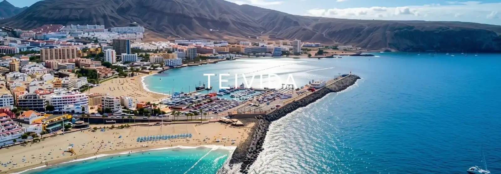 Vista exterior de Piso en venta en Arona con Piscina, Amueblado y Horno