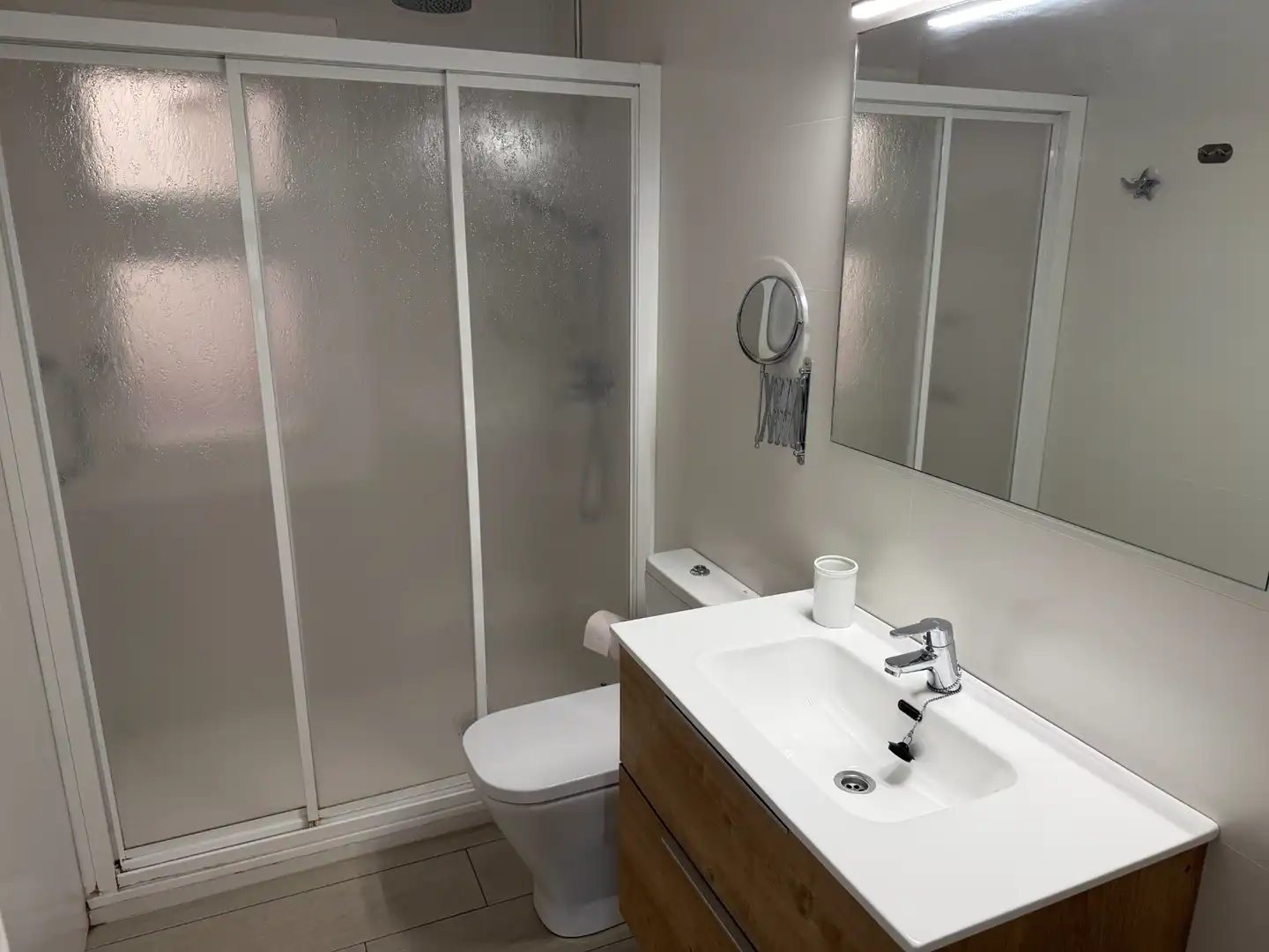 Bathroom of Flat for rent in Lleida  with Heating, Parquet flooring and Terrace