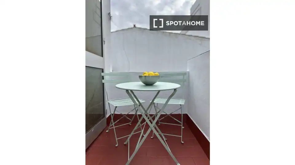 Room in Cruz Roja