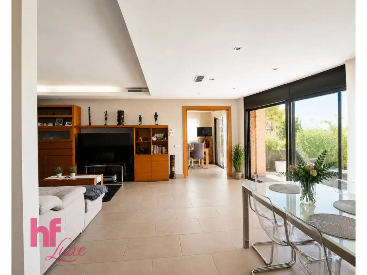 Sala de estar de Casa o chalet en venta en Lliçà de Vall con Aire acondicionado, Calefacción y Jardín privado
