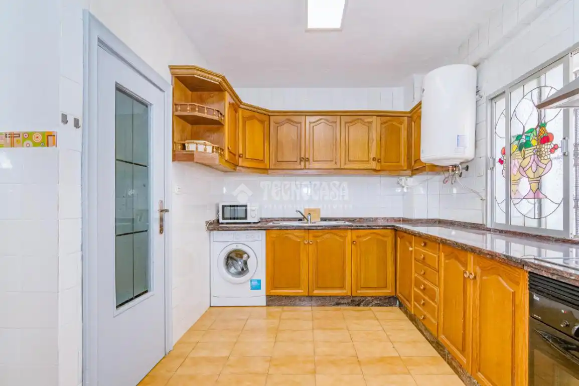 Cocina de Piso en venta en Granada con Aire acondicionado y Balcón